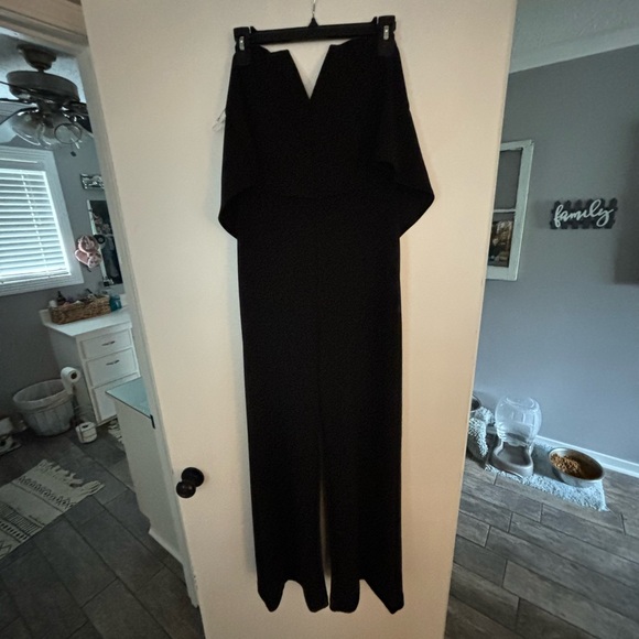 Classy black romper - Picture 2 of 3